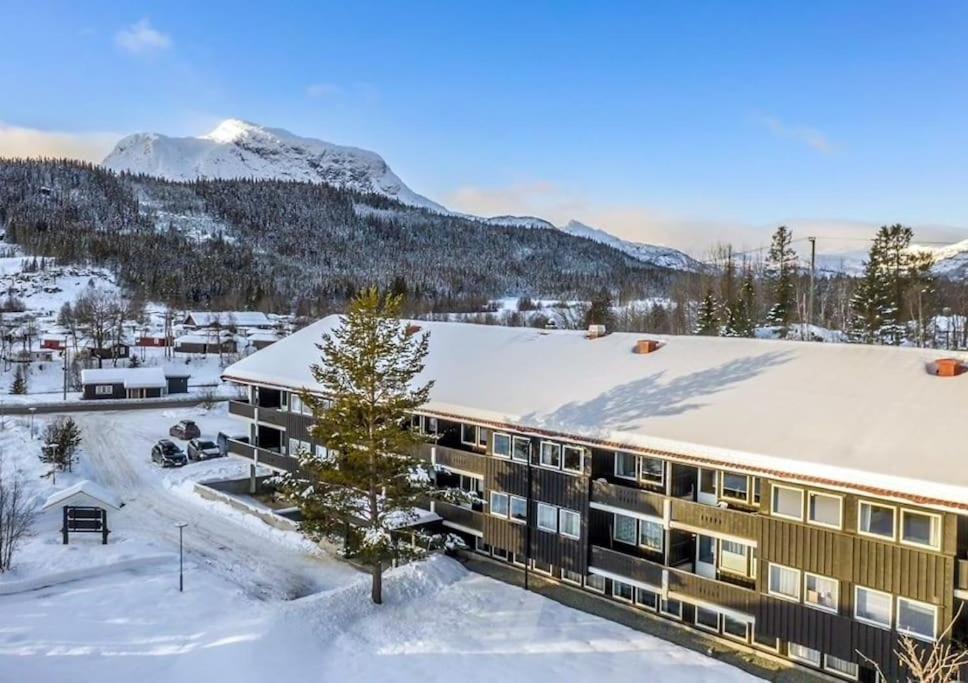 Fjellstova Storehorn Apartments Ulsak Exterior photo